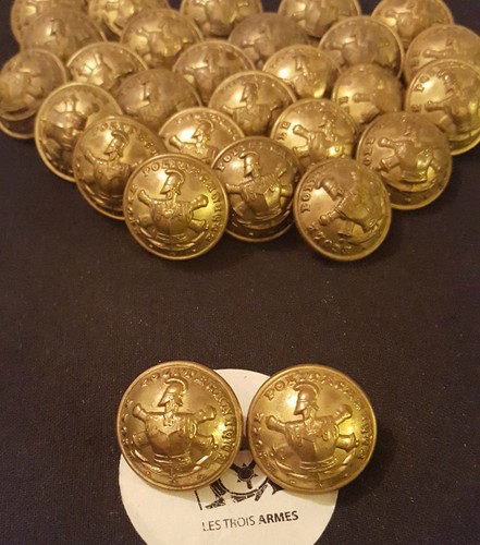 A0262 anciens boutons - -,