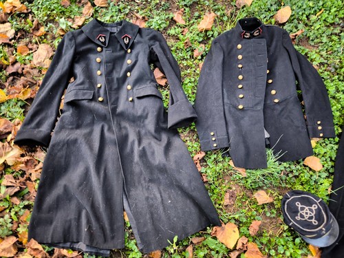 Rare uniforme complet - rare,